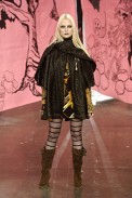 desfiles-fabiabercsek-spinverno2006rtw-100