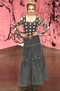 desfiles-fabiabercsek-spinverno2006rtw-121