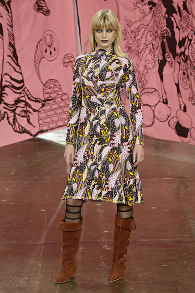 desfiles-fabiabercsek-spinverno2006rtw-122