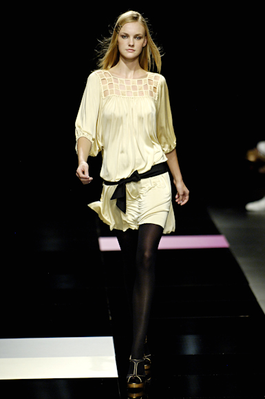 desfiles-forum-saopauloinverno2006rtw-101