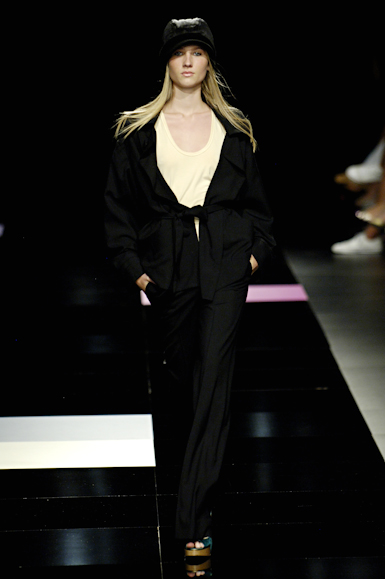 desfiles-forum-saopauloinverno2006rtw-108