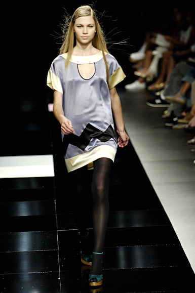 desfiles-forum-saopauloinverno2006rtw-112