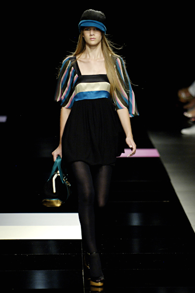 desfiles-forum-saopauloinverno2006rtw-120