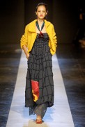 desfiles-gisellenasser-saopauloinverno2006rtw-125