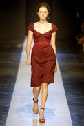 desfiles-gisellenasser-saopauloinverno2006rtw-127