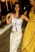 desfiles-gisellenasser-saopauloinverno2006rtw-134