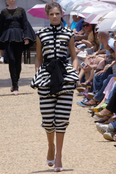 desfiles-cavalera-saopauloinverno2006rtw-121