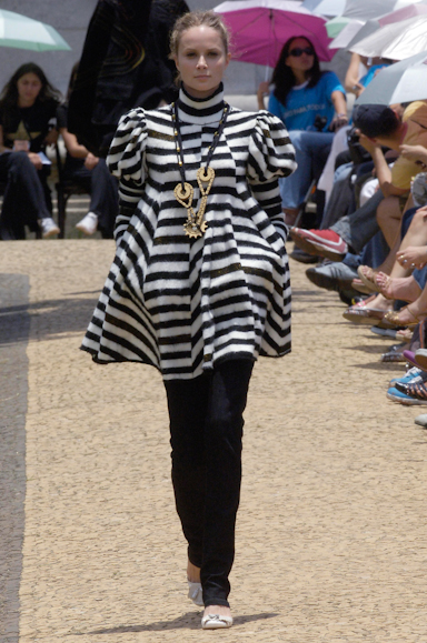 desfiles-cavalera-saopauloinverno2006rtw-125