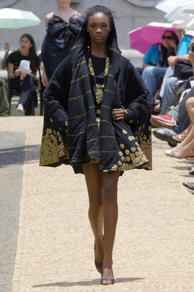 desfiles-cavalera-saopauloinverno2006rtw-136