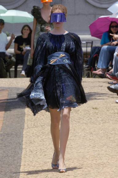 desfiles-cavalera-saopauloinverno2006rtw-141
