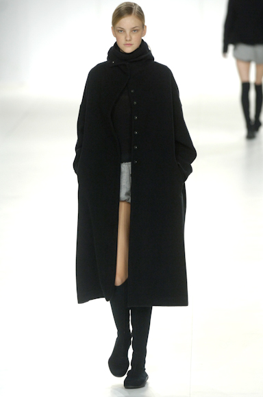 desfiles-gloriacoelho-saopauloinverno2006rtw-102
