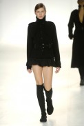 desfiles-gloriacoelho-saopauloinverno2006rtw-105