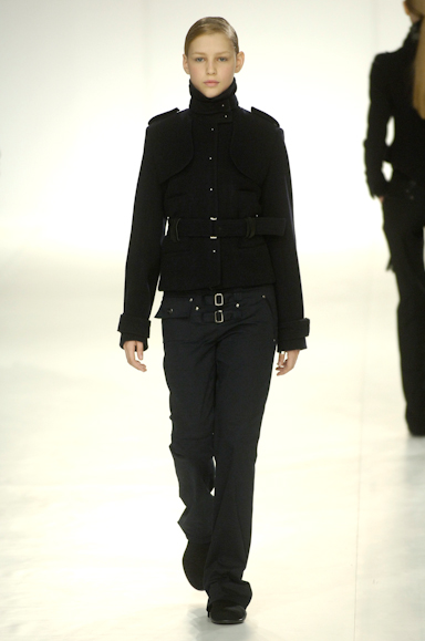 desfiles-gloriacoelho-saopauloinverno2006rtw-107