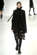 desfiles-gloriacoelho-saopauloinverno2006rtw-122
