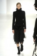 desfiles-gloriacoelho-saopauloinverno2006rtw-128