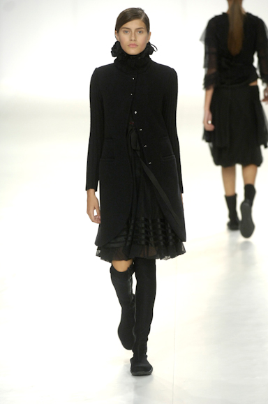 desfiles-gloriacoelho-saopauloinverno2006rtw-139