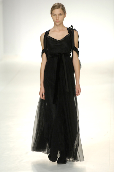 desfiles-gloriacoelho-saopauloinverno2006rtw-145