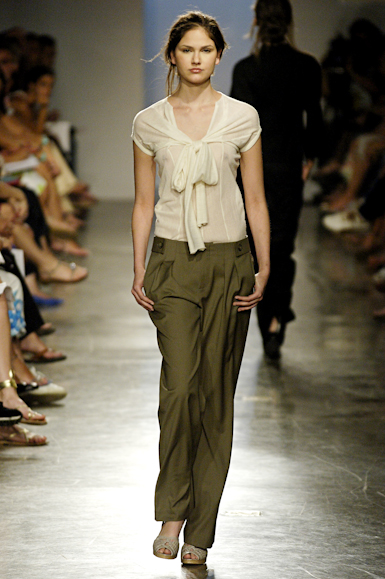 desfiles-huisclos-saopauloinverno2006rtw-115