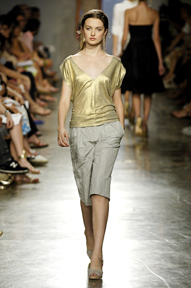 desfiles-huisclos-saopauloinverno2006rtw-123