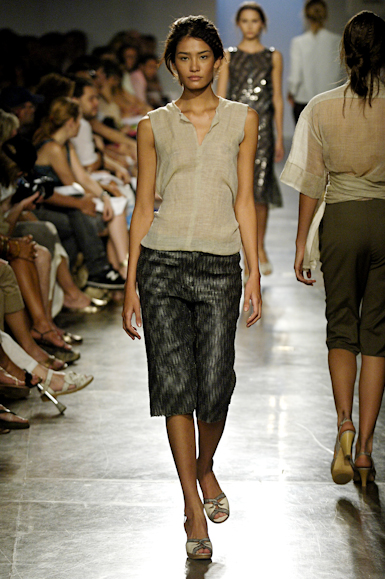 desfiles-huisclos-saopauloinverno2006rtw-124