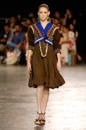 desfiles-isabelacapeto-saopauloinverno2006rtw-104