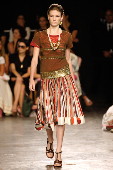 desfiles-isabelacapeto-saopauloinverno2006rtw-113
