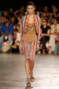 desfiles-isabelacapeto-saopauloinverno2006rtw-118