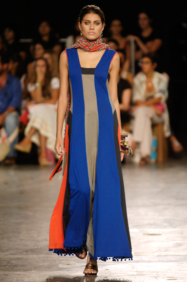 desfiles-isabelacapeto-saopauloinverno2006rtw-120