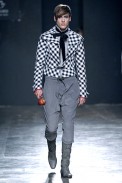 desfiles-karllagirotto-saopauloinverno2006rtw-107