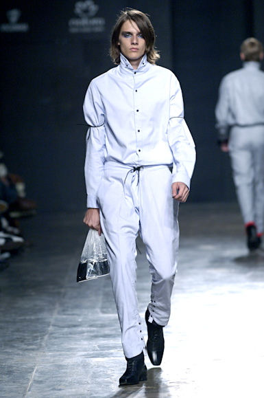 desfiles-karllagirotto-saopauloinverno2006rtw-109