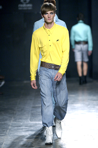 desfiles-karllagirotto-saopauloinverno2006rtw-115