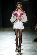 desfiles-karllagirotto-saopauloinverno2006rtw-124