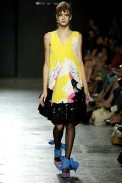 desfiles-karllagirotto-saopauloinverno2006rtw-128