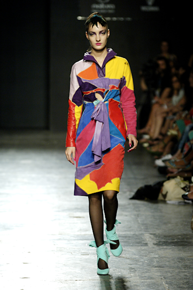 desfiles-karllagirotto-saopauloinverno2006rtw-129