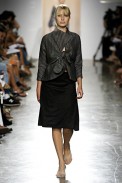 desfiles-lorenzomerlino-saopauloinverno2006rtw-117