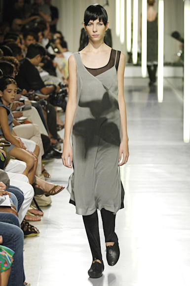 desfiles-mariabonita-saopauloinverno2006rtw-106