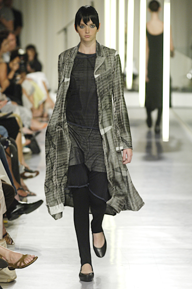 desfiles-mariabonita-saopauloinverno2006rtw-118