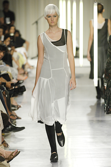 desfiles-mariabonita-saopauloinverno2006rtw-123