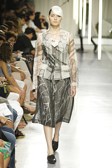desfiles-mariabonita-saopauloinverno2006rtw-136