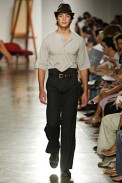 desfiles-marioqueiroz-saopauloinverno2006rtw-105