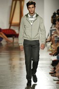 desfiles-marioqueiroz-saopauloinverno2006rtw-122