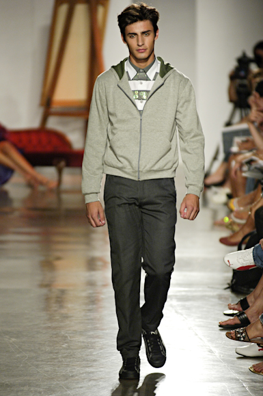 desfiles-marioqueiroz-saopauloinverno2006rtw-122
