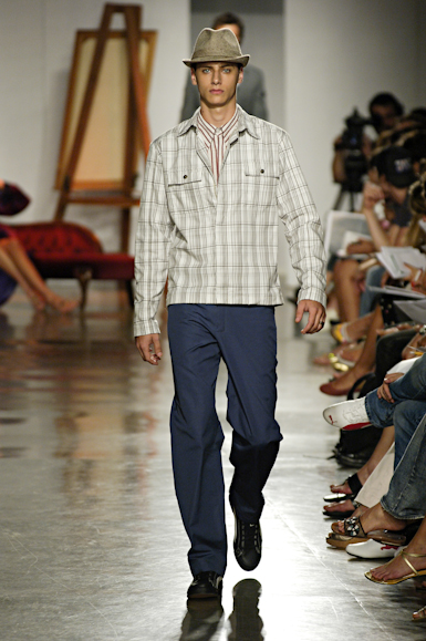 desfiles-marioqueiroz-saopauloinverno2006rtw-127