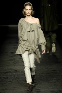 desfiles-osklen-saopauloinverno2006rtw-116