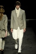 desfiles-osklen-saopauloinverno2006rtw-117