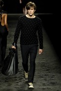 desfiles-osklen-saopauloinverno2006rtw-134