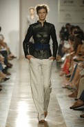 desfiles-patriciavieira-saopauloinverno2006rtw-108