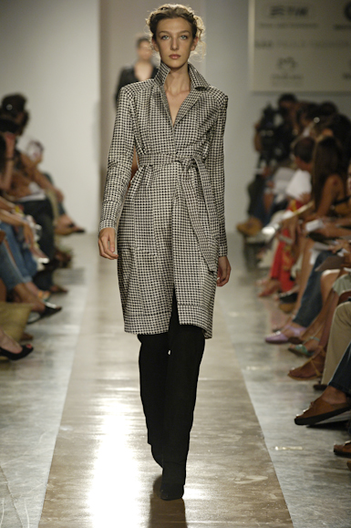 desfiles-patriciavieira-saopauloinverno2006rtw-109