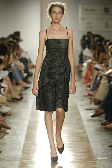desfiles-patriciavieira-saopauloinverno2006rtw-114