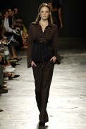 desfiles-raiadegoeye-saopauloinverno2006rtw-123